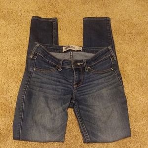 Hollister Skinny Jeans 0R Great Condition!